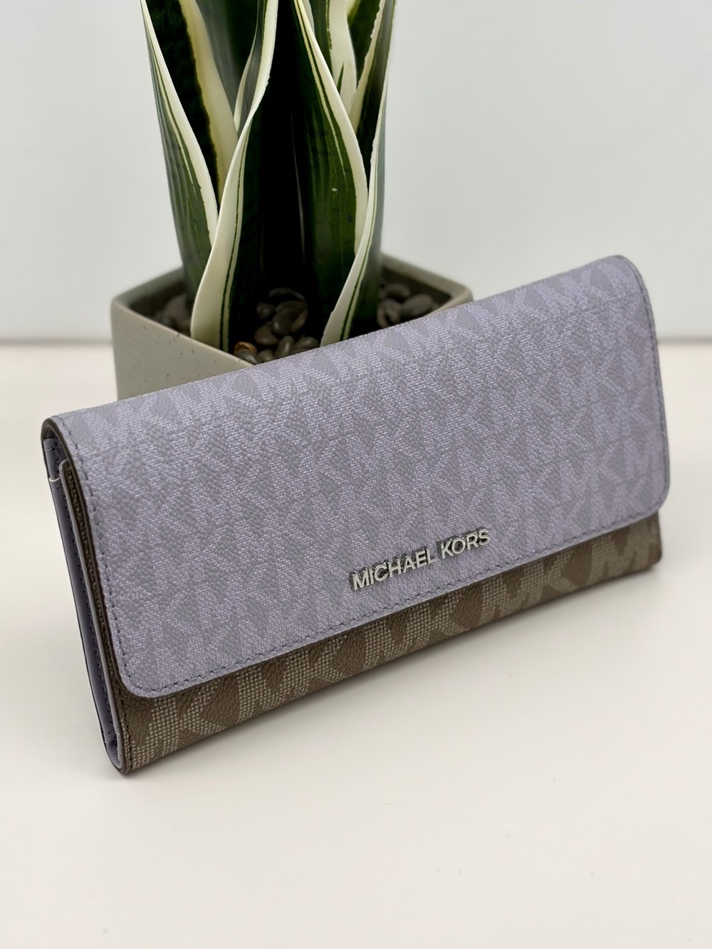 Michael Kors Jet Set Travel Trifold Wallet Lilac Multi